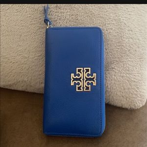 Tory Burch royal blue wallet